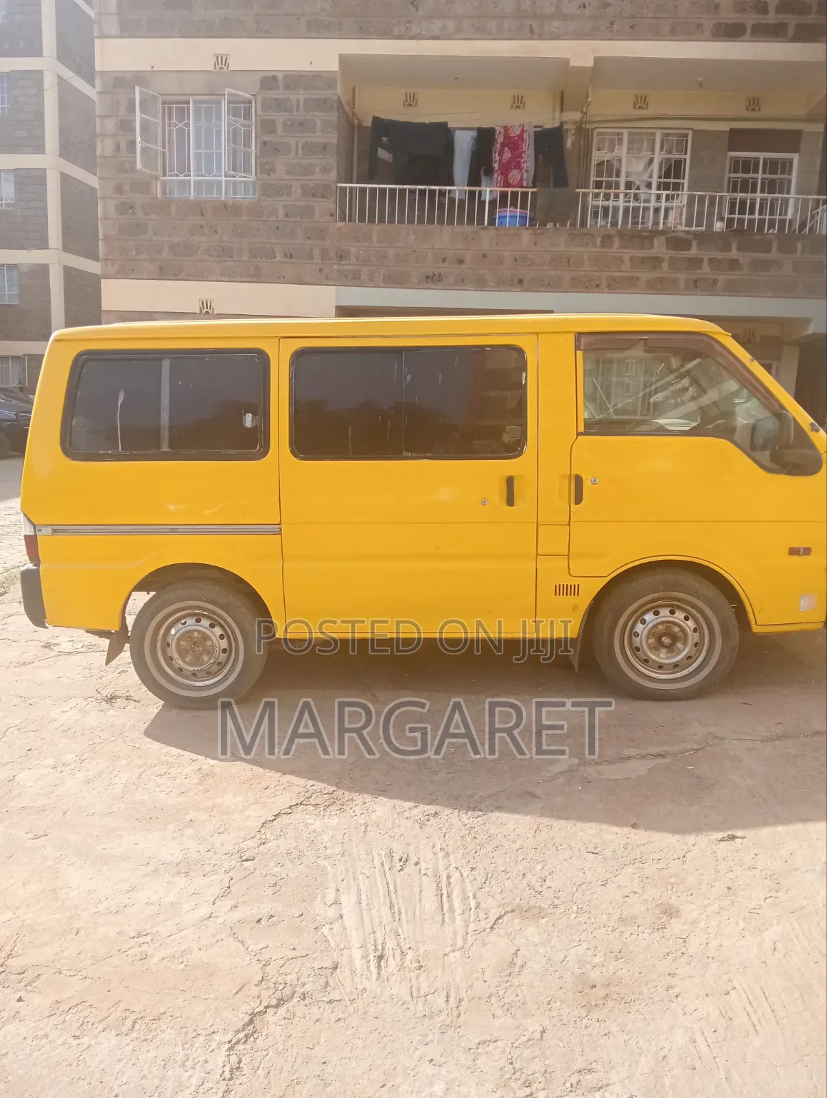 Mazda B 2010 Yellow