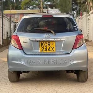 Toyota Vitz 2012 Blue