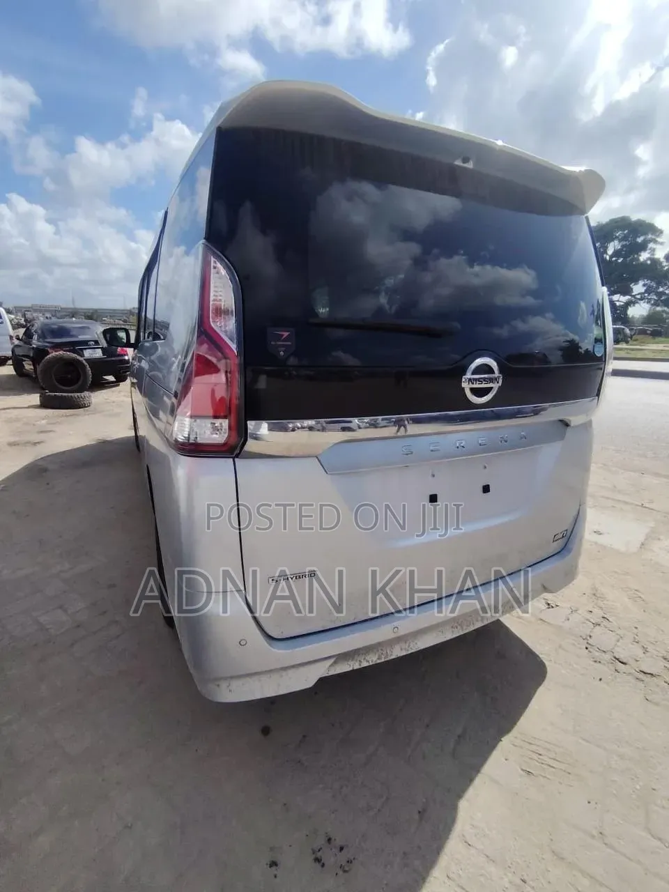 Nissan Serena 2019 Silver