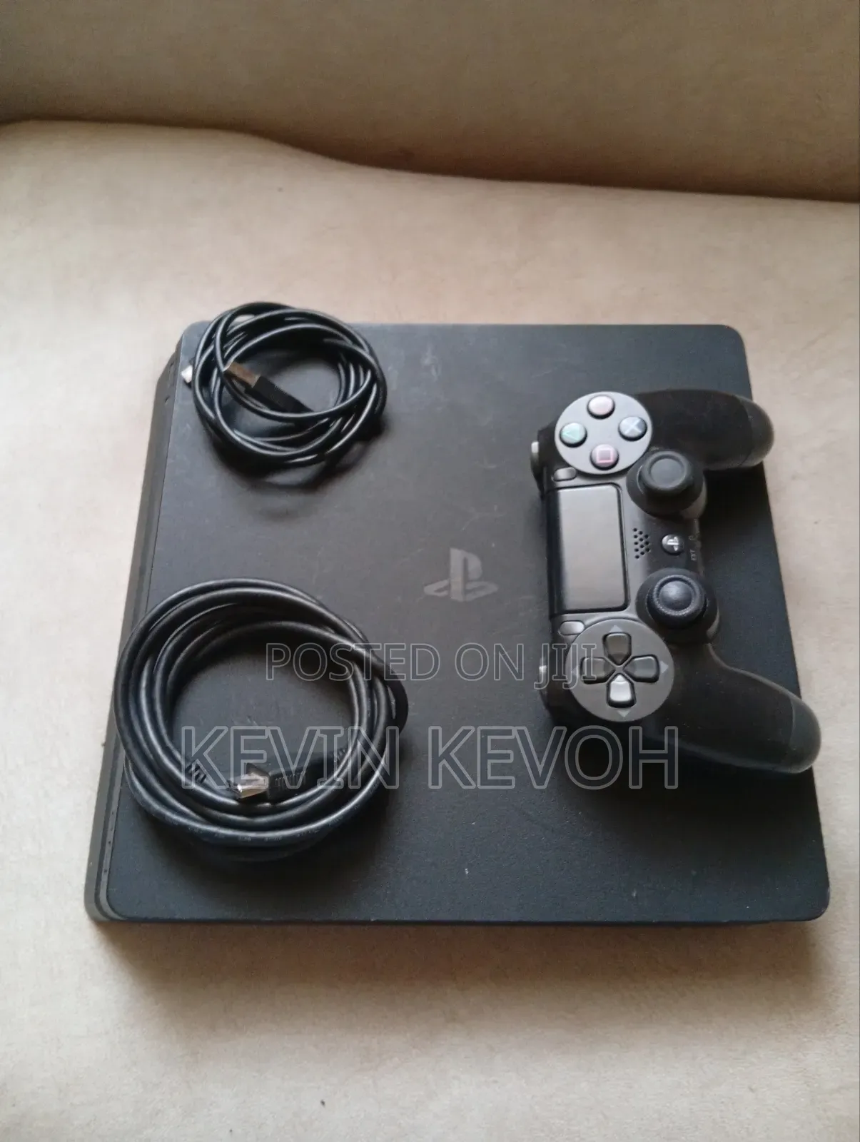 PlayStation 4 Slim