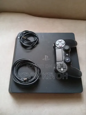 PlayStation 4 Slim