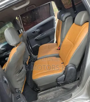 Toyota Wish 2012 Silver