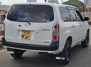 Toyota Succeed 2018 White