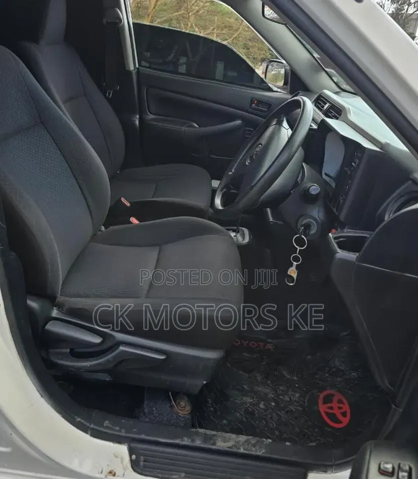 Toyota Succeed 2018 White