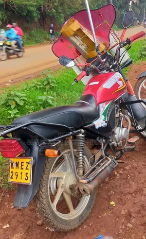 Honda CB 2019 Red