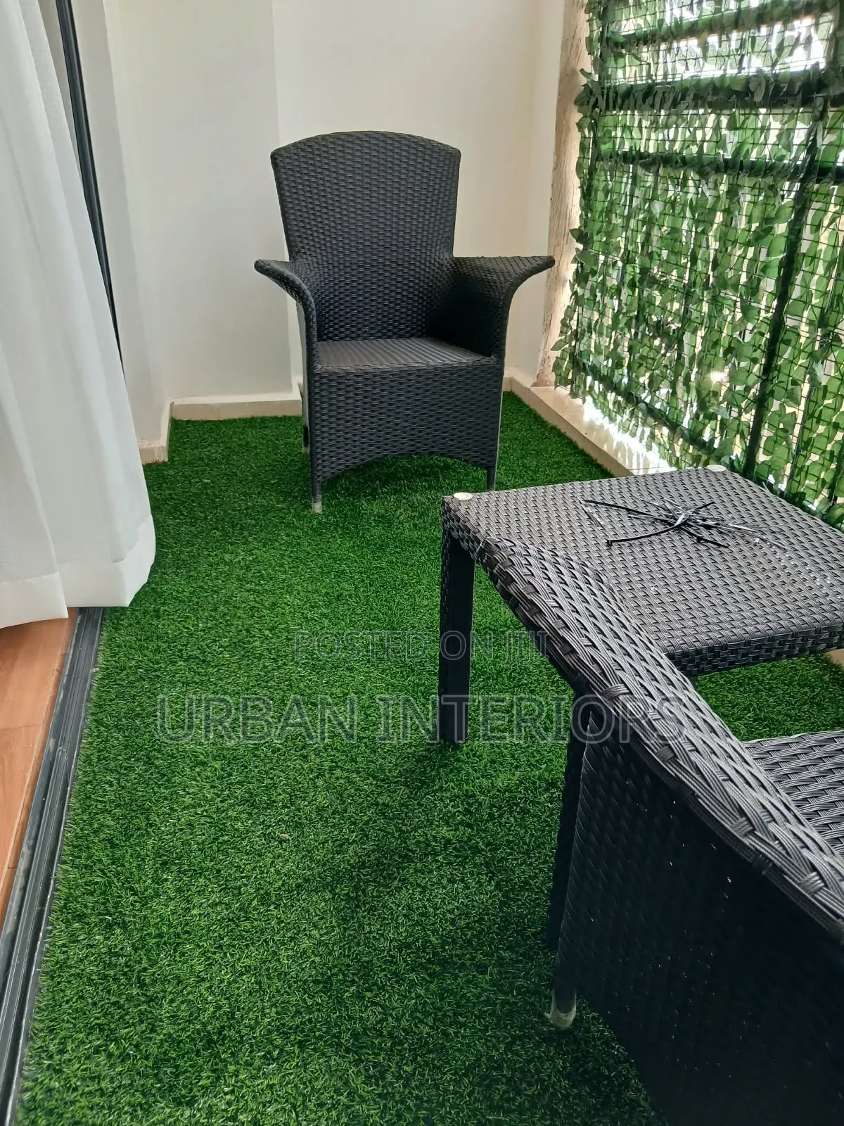 Grass Carpet Installation Grass Carpet Installation in Small Spaces