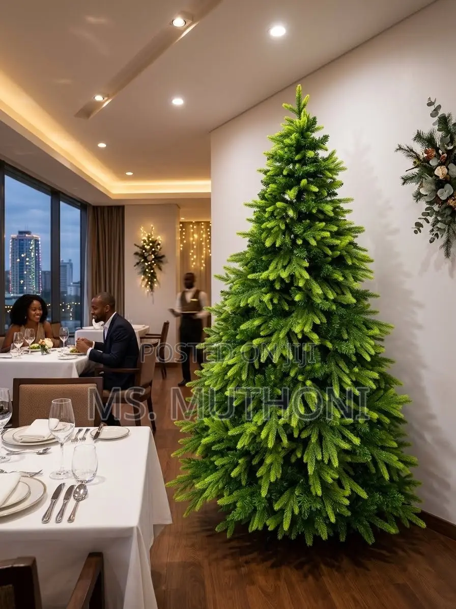 Lush & Full Premium Ultra-Realistic Artificial Xmas Tree (6/7& 8ft)