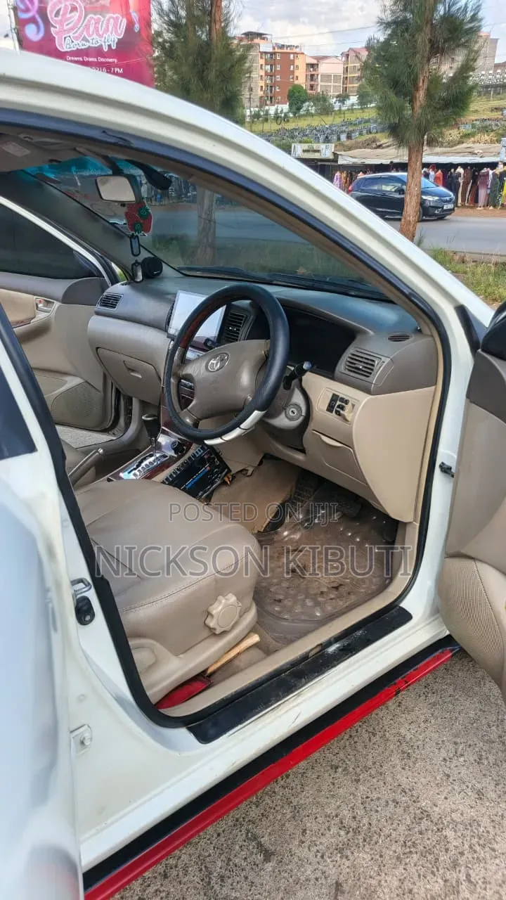 Toyota Corolla 2008 White