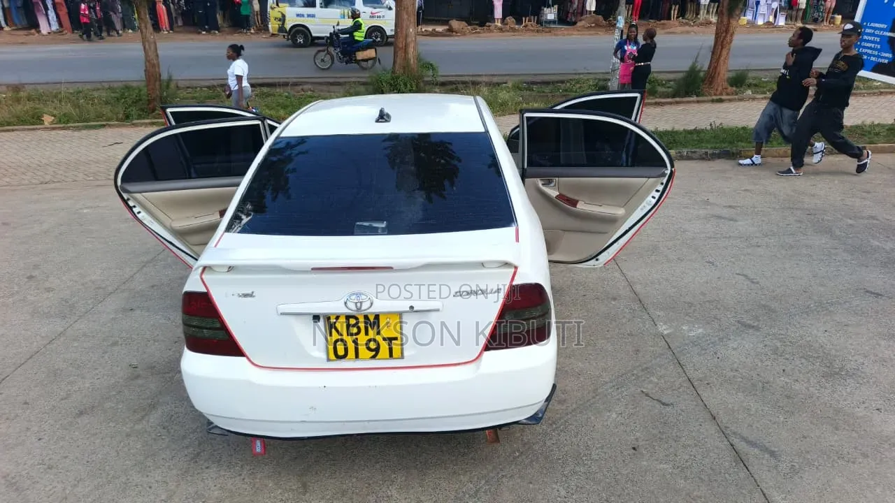 Toyota Corolla 2008 White