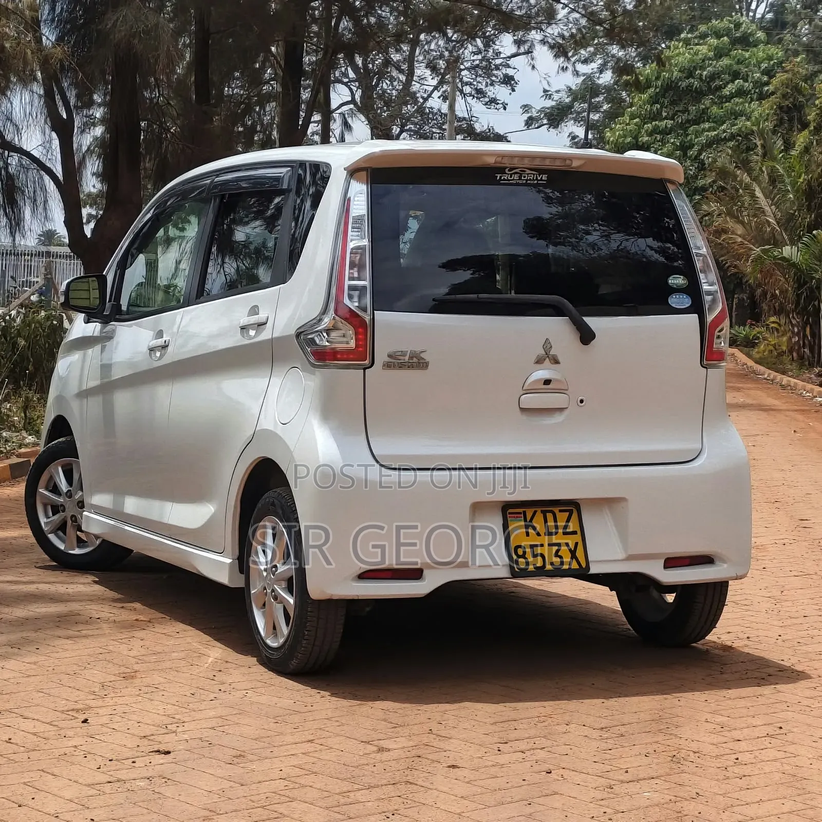 Mitsubishi EK 2019 White