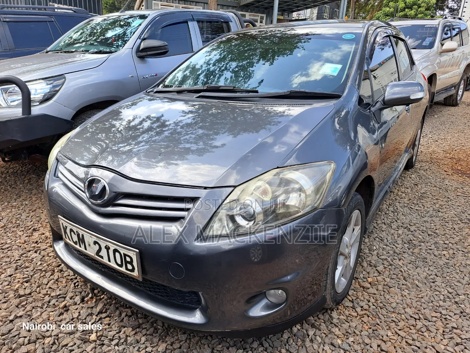 Toyota Auris 2010 Gray