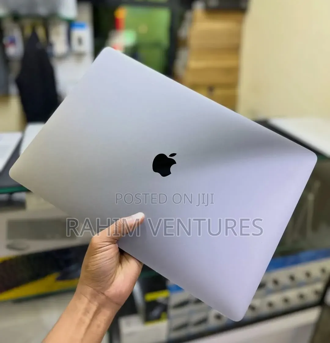 Laptop Apple MacBook Pro 2019 32GB Intel Core i9 SSD 1T