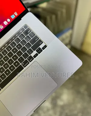 Laptop Apple MacBook Pro 2019 32GB Intel Core i9 SSD 1T