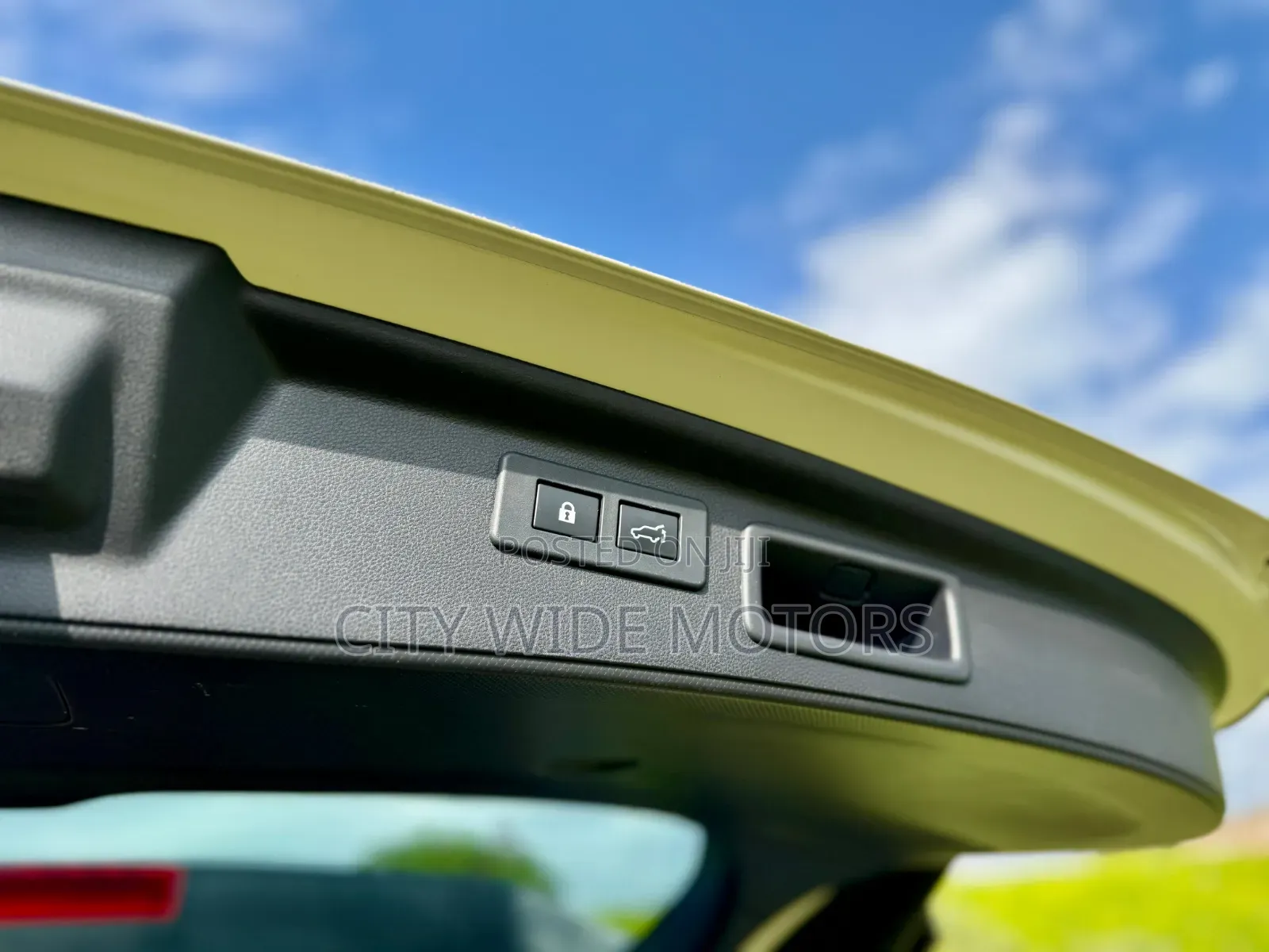 Subaru Forester 2019 White