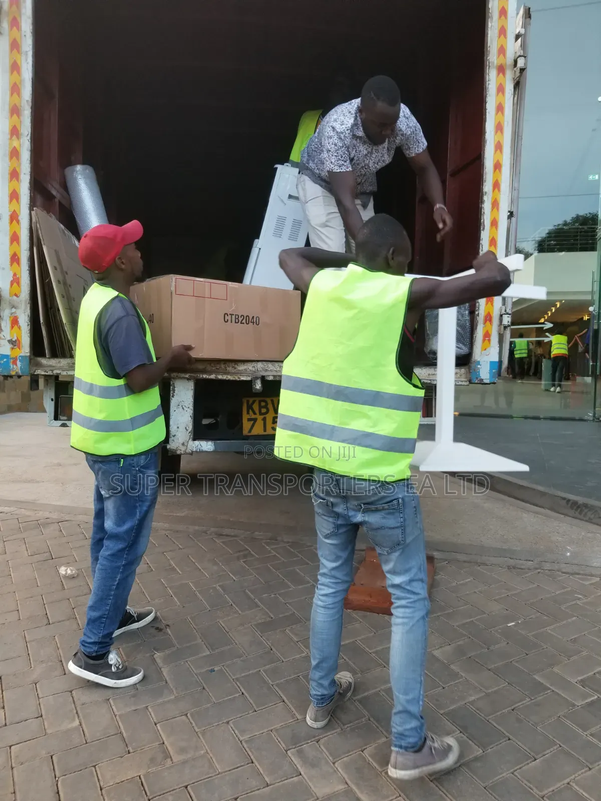 Daily Trips .Eldoret Tu Nairobi. MOVING a 2. BEDROOM