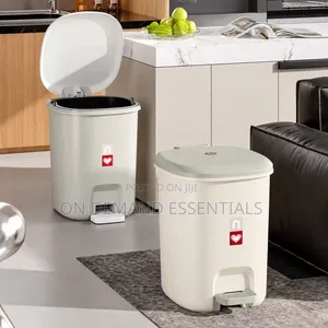 Nordic Style Pedal Trash Bin With Lid and Removable Inner Bucket