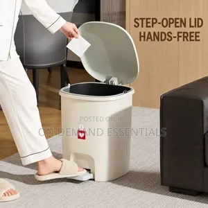 Nordic Style Pedal Trash Bin With Lid and Removable Inner Bucket