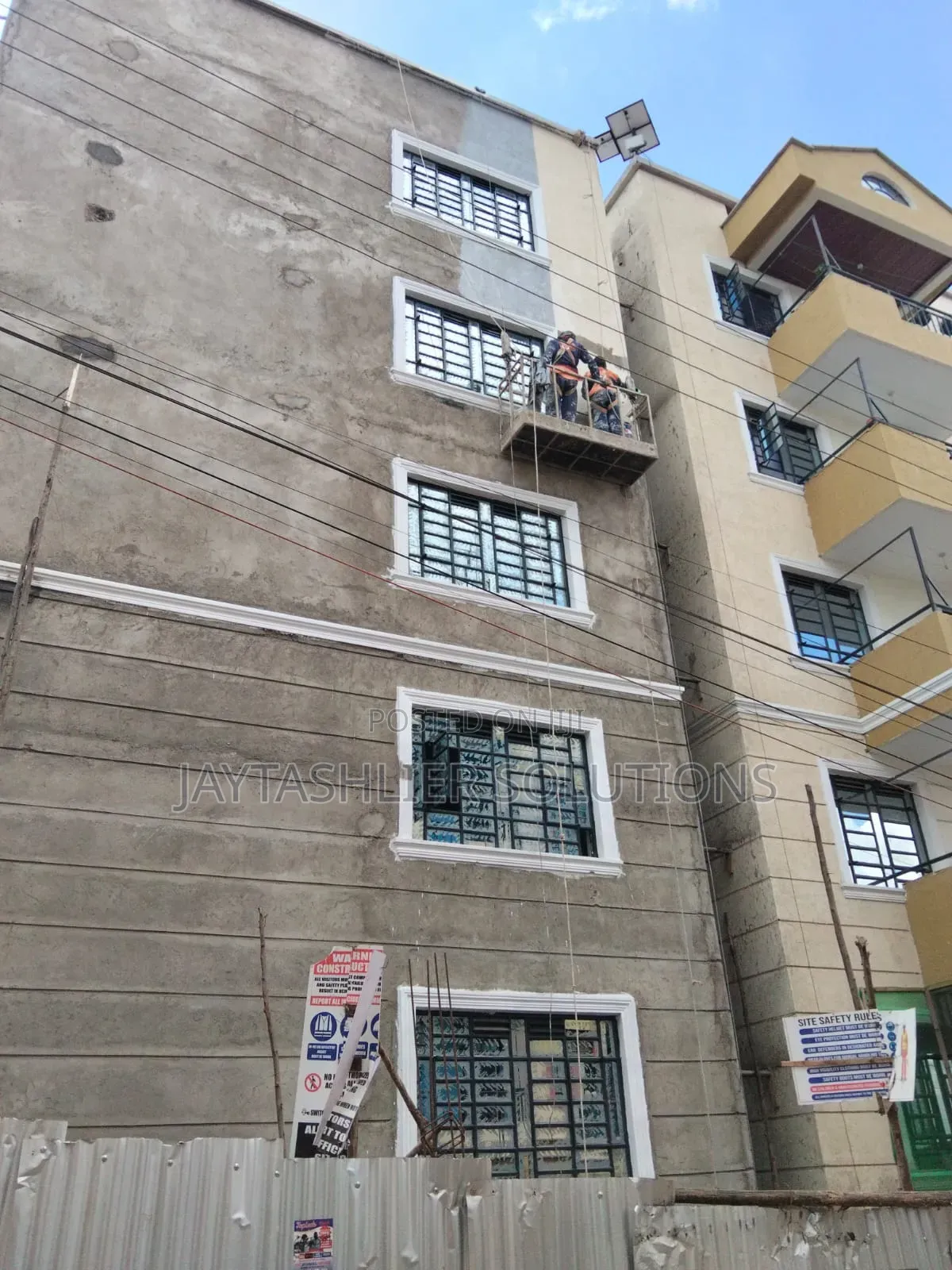 Tiling at Height Machines