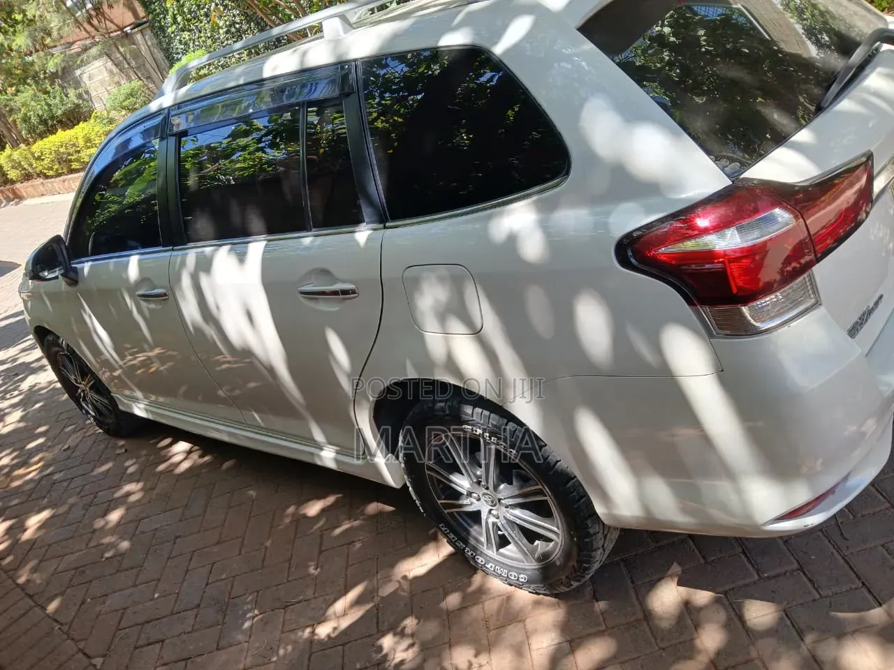 Toyota Corolla Fielder 2016 White