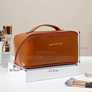 Large Capacity Luxury PU Leather Cosmetic Makeup Bag/Organizer*