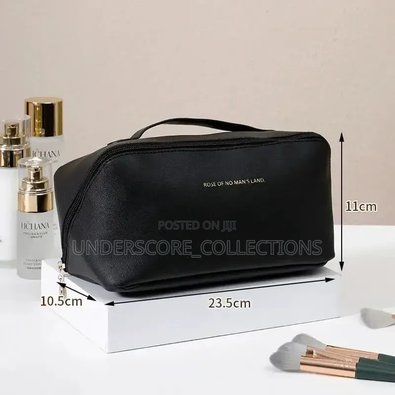 Large Capacity Luxury PU Leather Cosmetic Makeup Bag/Organizer*