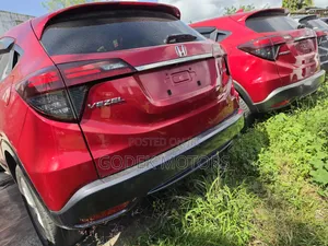 Honda Vezel 2019 Red