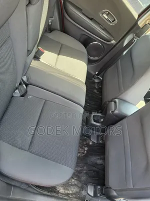 Honda Vezel 2019 Red