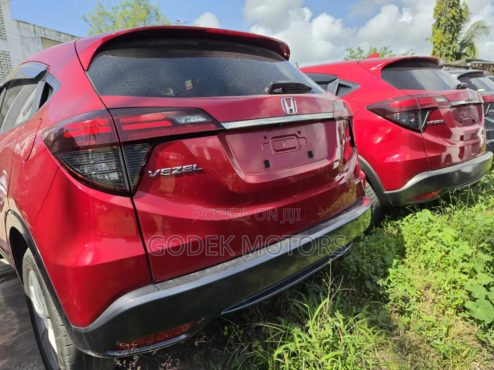 Honda Vezel 2019 Red