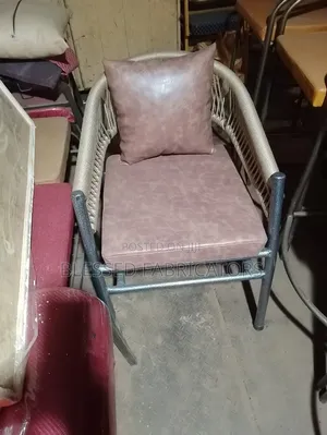 Utamaduni Chair