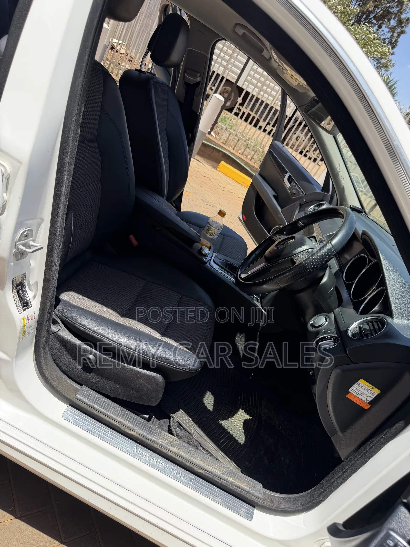 Mercedes-Benz C200 2013 White