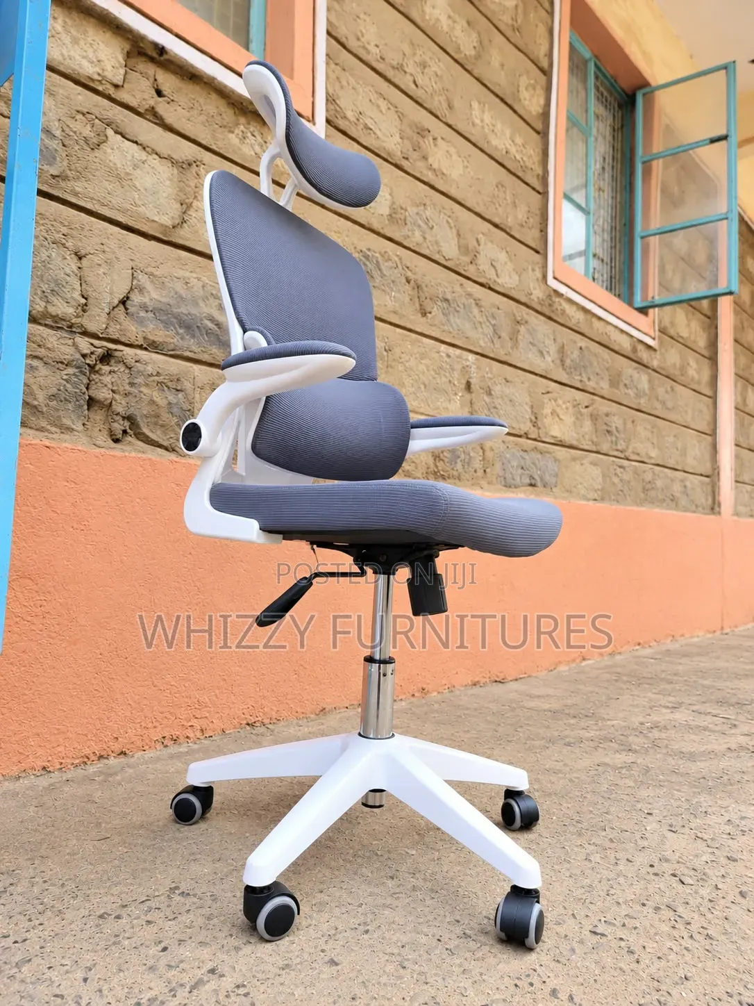 Office Chair:Adjustable Executive Office Chair