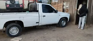 Nissan Hardbody 1999 White