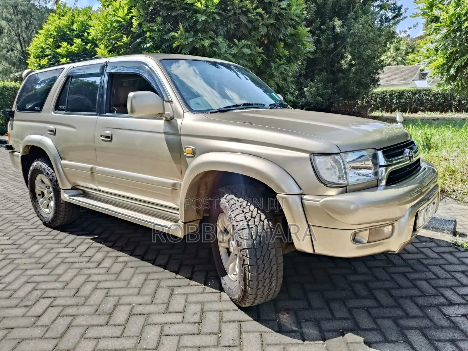 Toyota Hilux Surf 2.7 SSR 2001 Beige