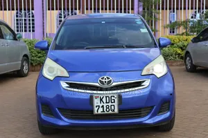 Toyota Ractis 2014 Blue