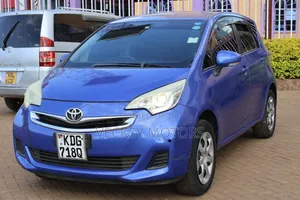 Toyota Ractis 2014 Blue