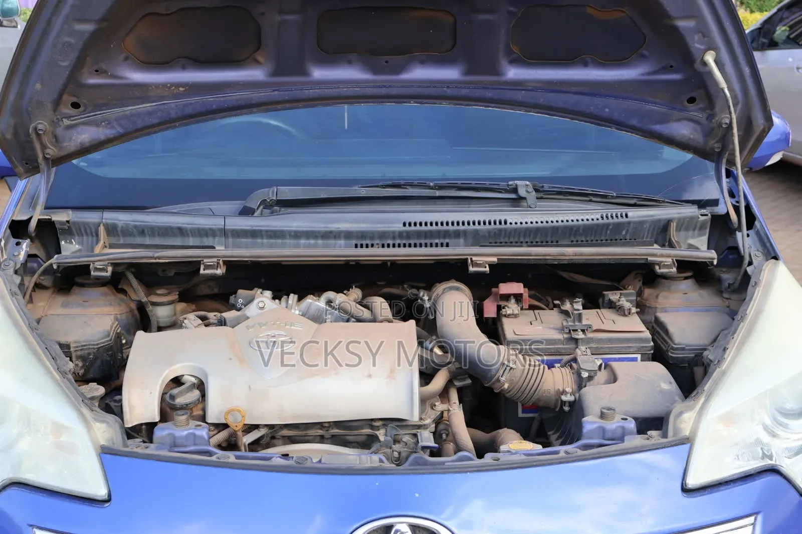 Toyota Ractis 2014 Blue