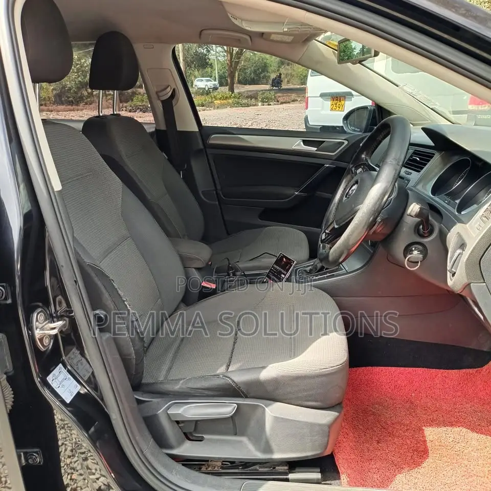 Volkswagen Golf 2014 Black