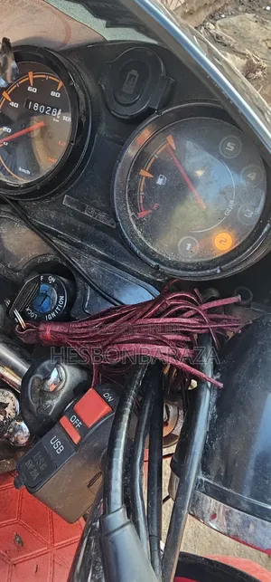 Bajaj Boxer 150 UG 2021 Red