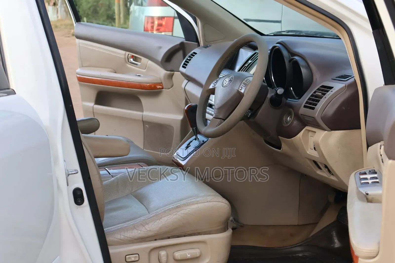 Toyota Harrier 2003 White