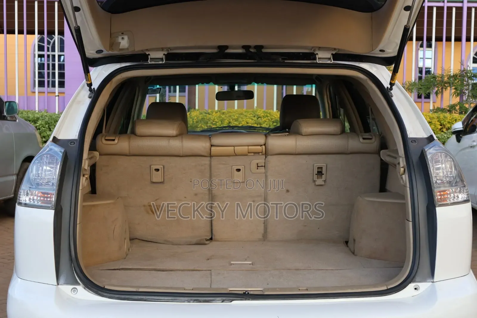Toyota Harrier 2003 White