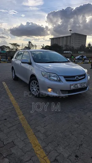 Toyota Corolla Fielder 2012 Silver