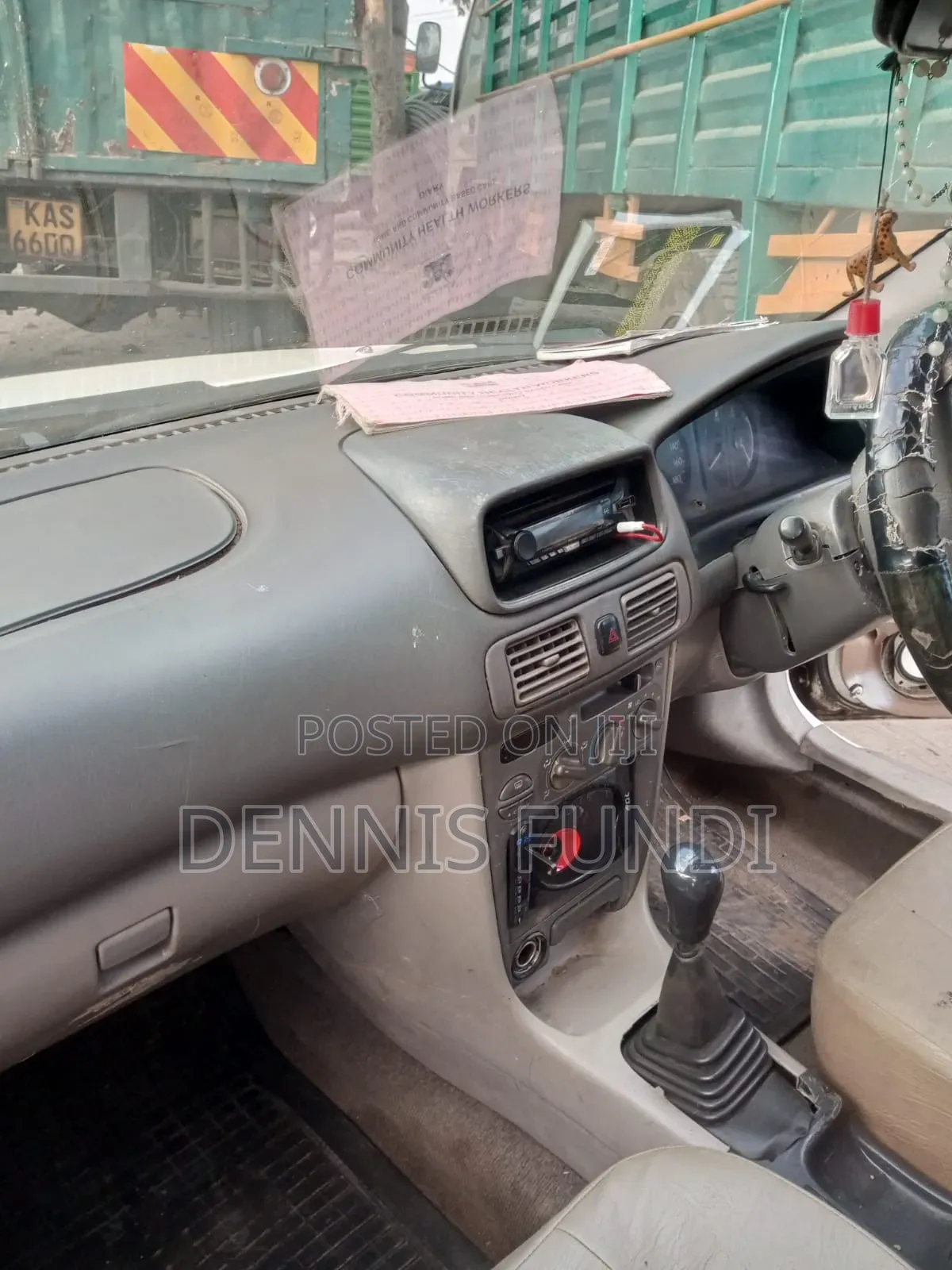Toyota Corolla 1996 White