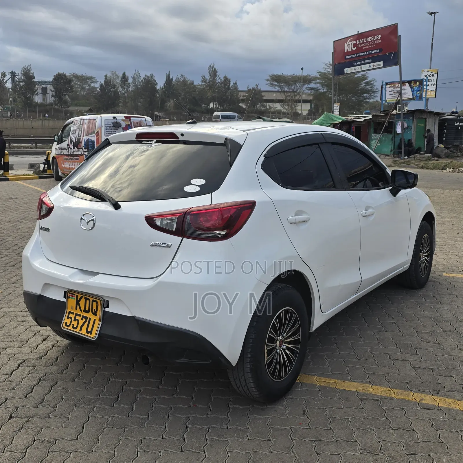 Mazda Demio 2017 White