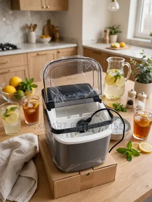 Compact Ice Cube Maker for Kitchen and Parties