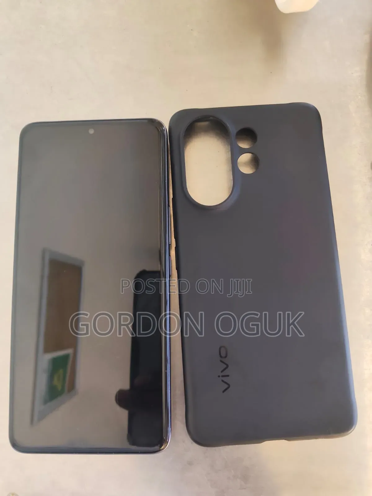 Vivo V60 512 GB Silver