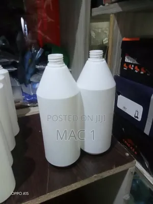 Durable 1 Litres Spray Bottle White