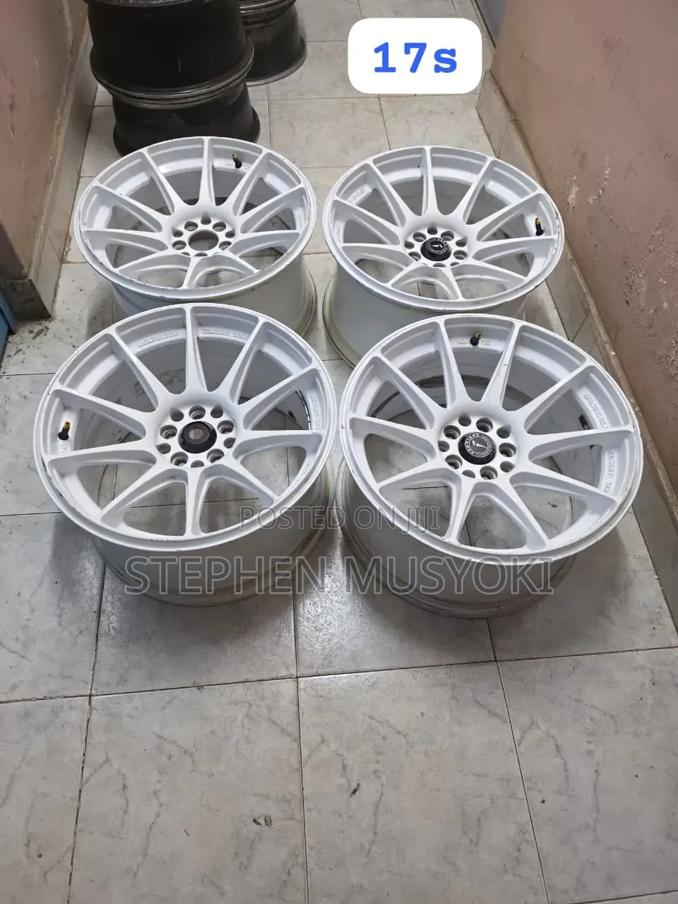 Universal Kh Size 17inch Offset Rims