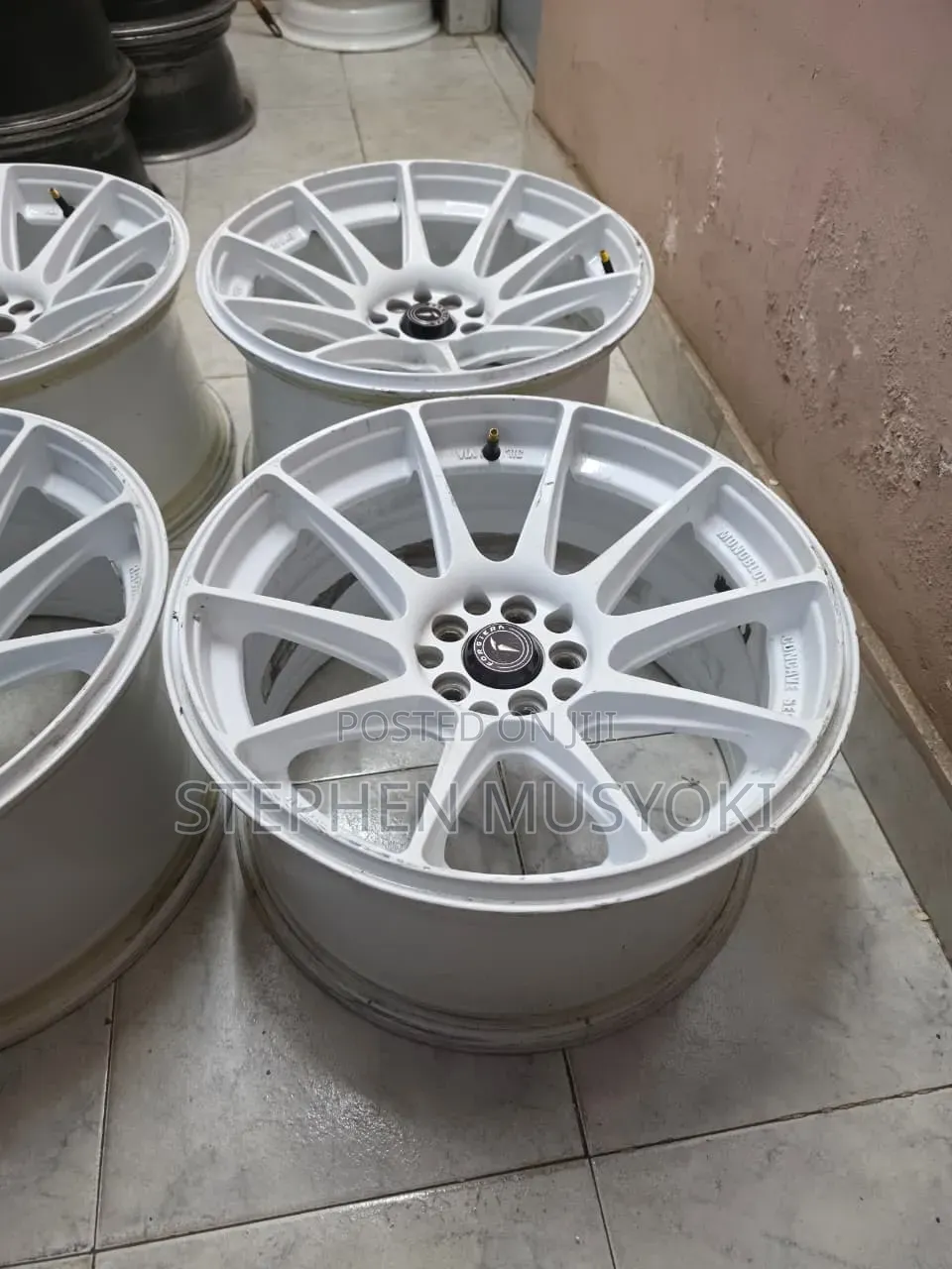 Universal Kh Size 17inch Offset Rims