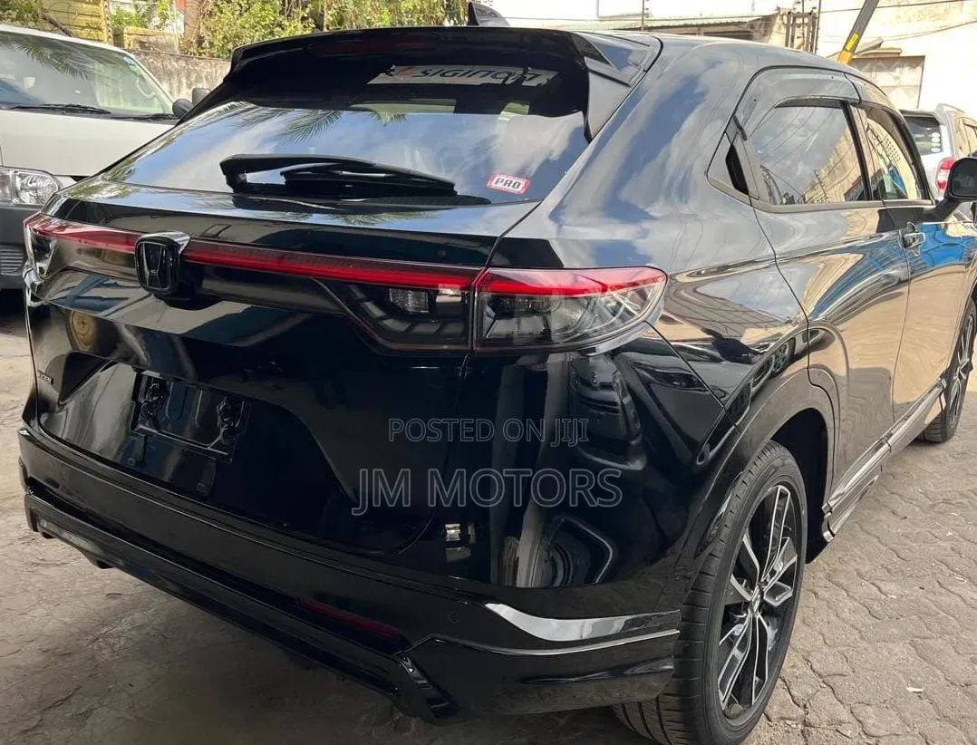 Honda Vezel 2022 Matt Black