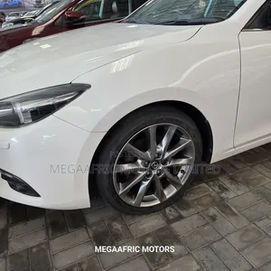 Mazda Axela 2017 White